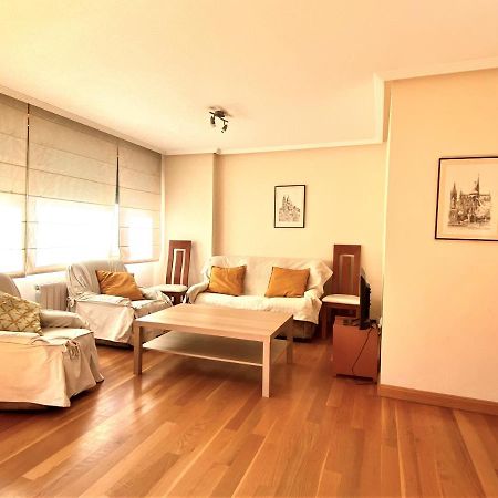 Ferienwohnung Housingleon - San Marcos Con Garaje Exterior foto