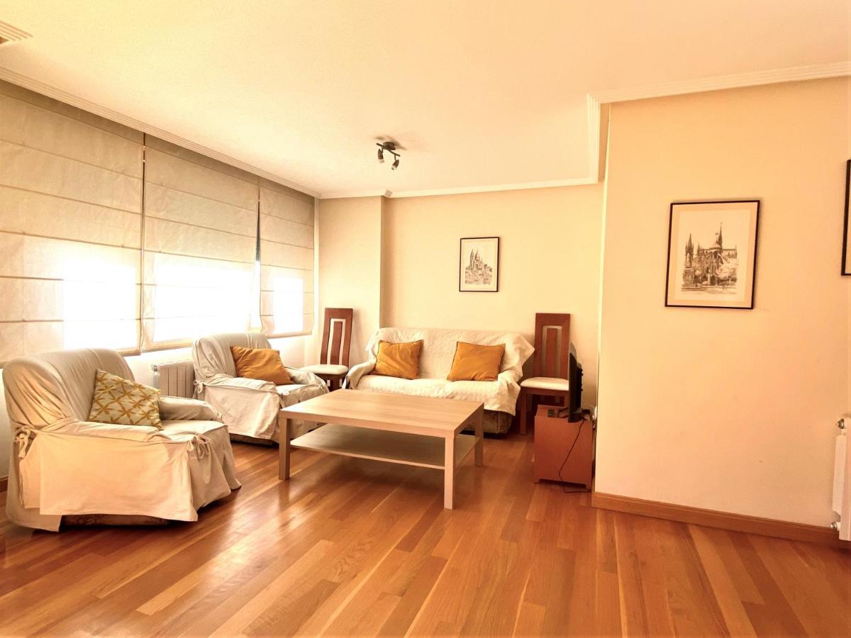 Ferienwohnung Housingleon - San Marcos Con Garaje Exterior foto