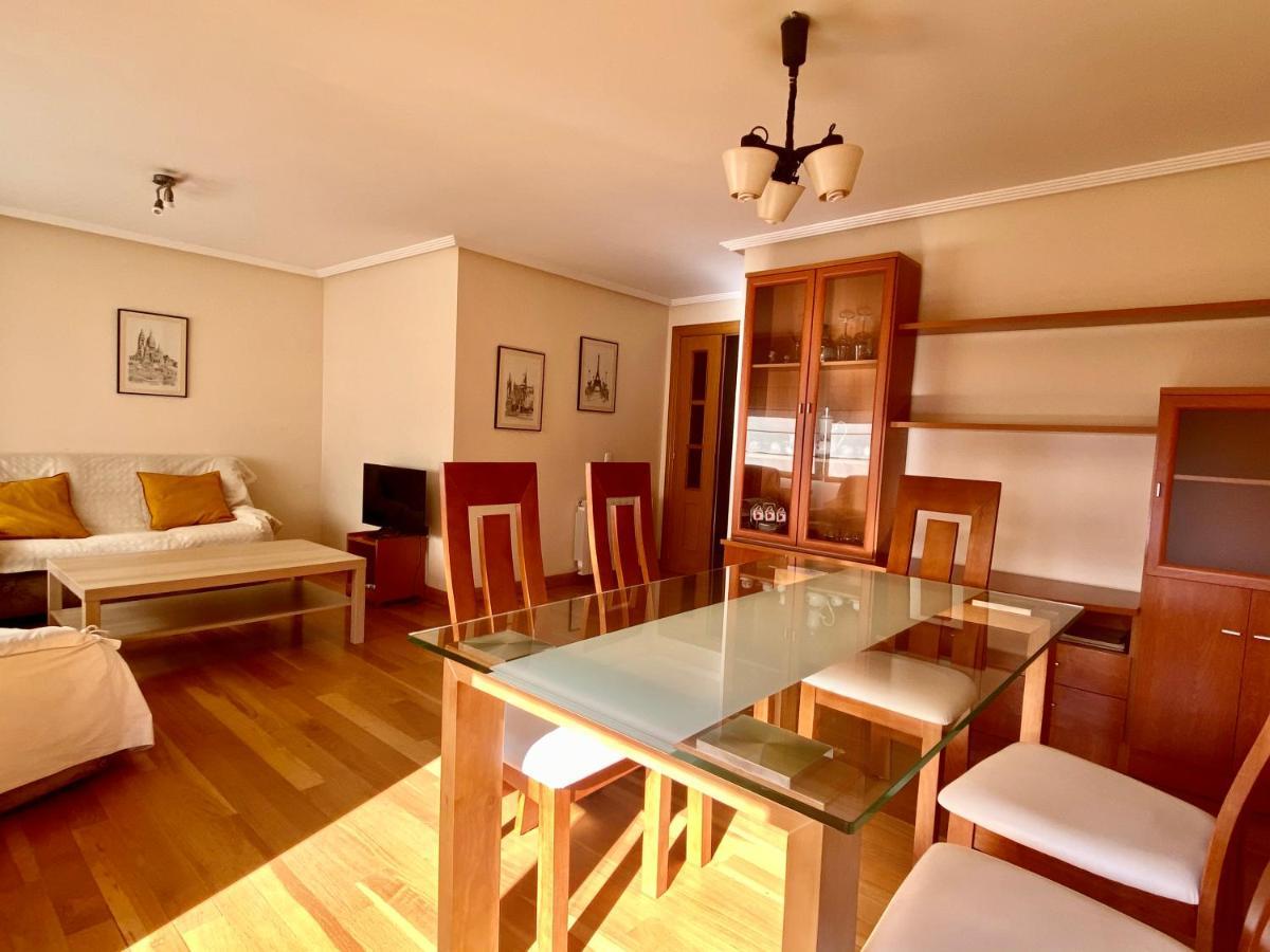 Ferienwohnung Housingleon - San Marcos Con Garaje Exterior foto